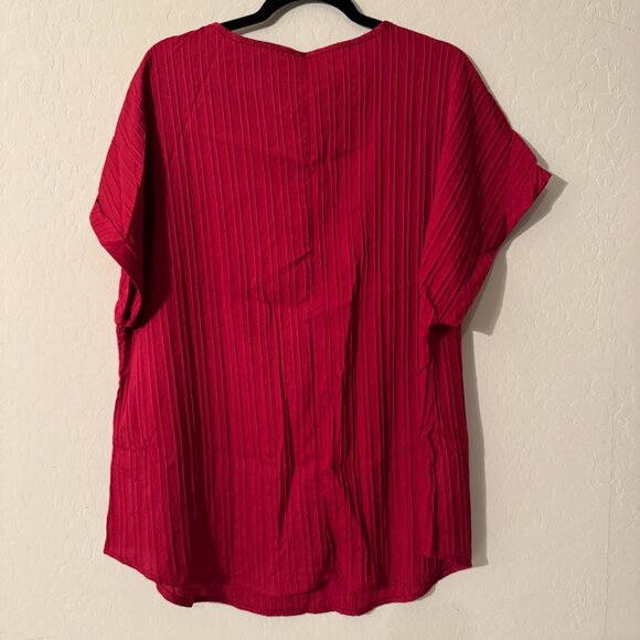 SHEIN Curve Red Blouse | Zip Front Ribbed Short Sleeve Top | Size 2XL - Picture 3 of 4